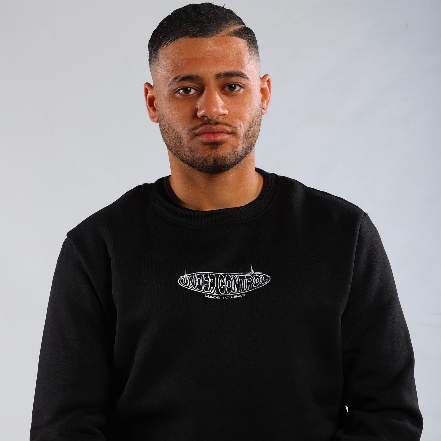 "MTL" Crewneck Black